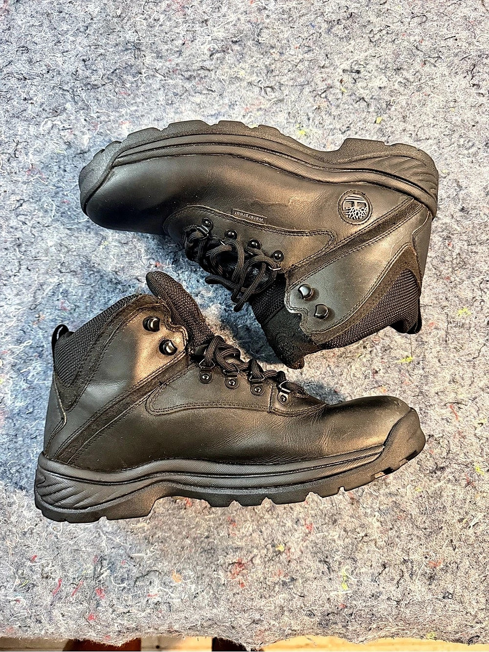Timberland Men’s Black Leather Waterproof Hiking Work Boots Size 10 EU 44
